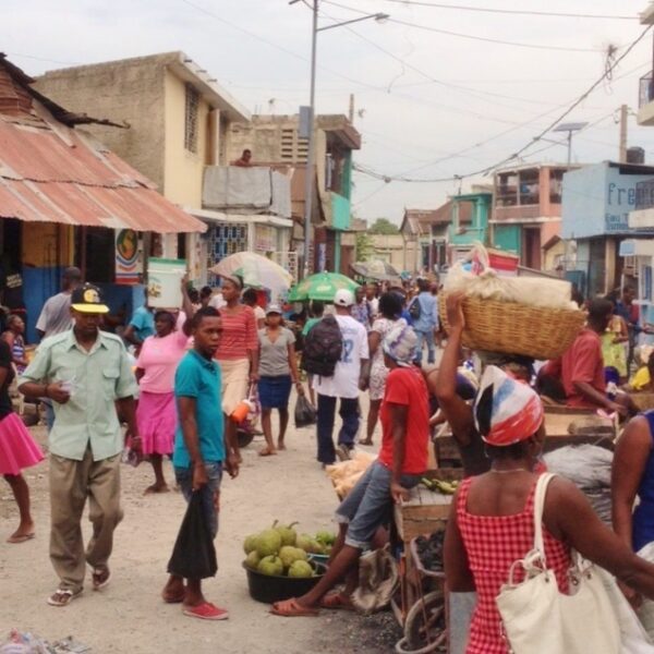 BOULEVERSÉ ET BOULEVERSANT HAÏTI