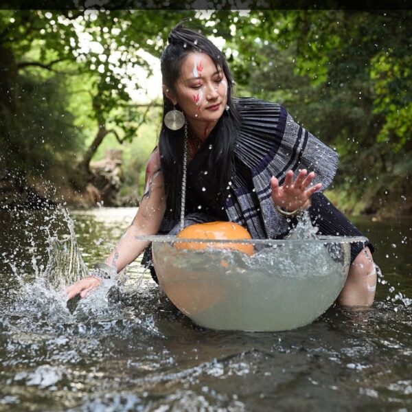 Mountains and Seas – Song of Today